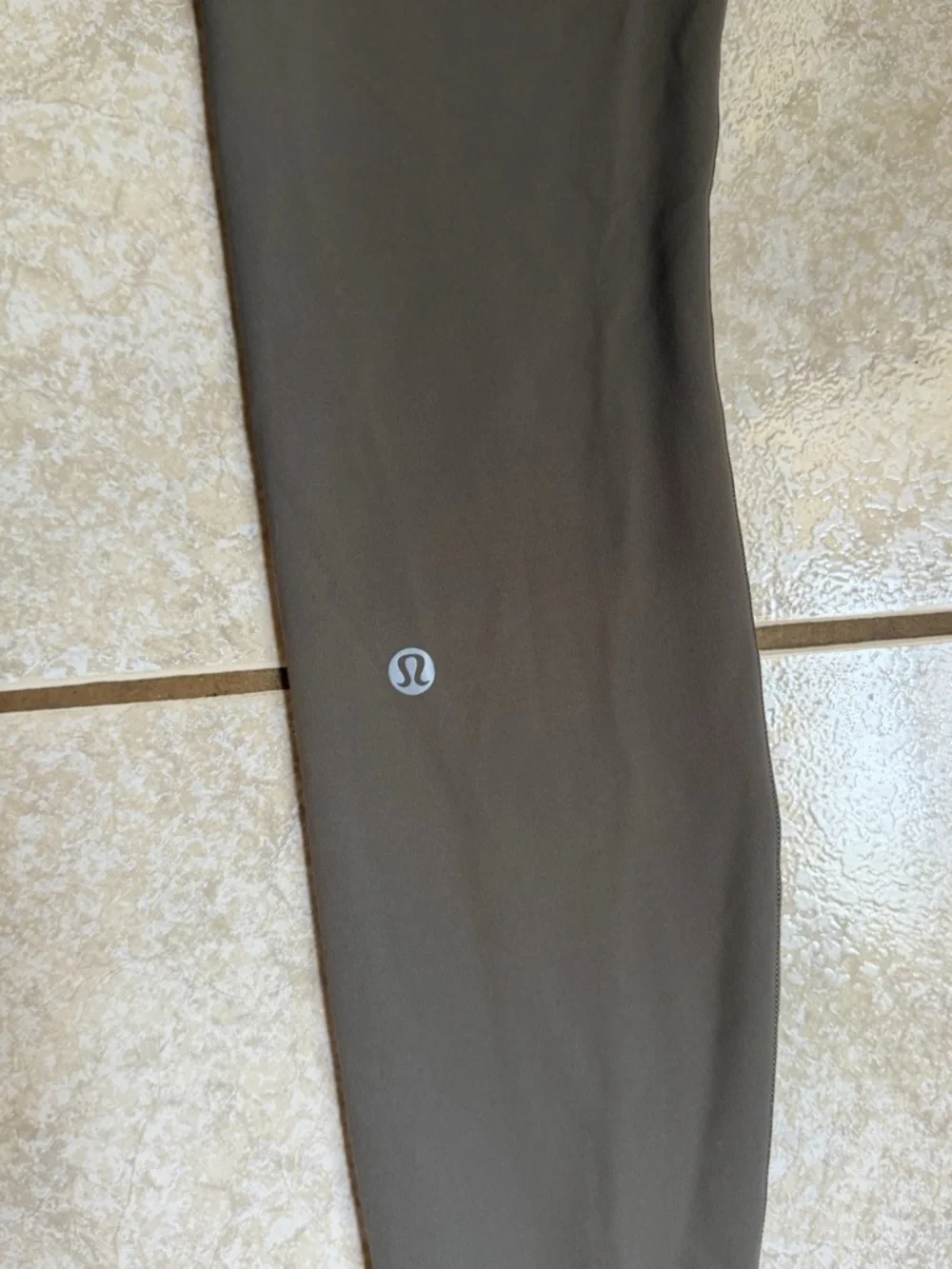 lululemon wonder train contour fit high rise tight 25